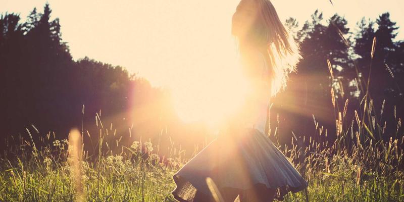 Fashion Blog87:融合美妆秘诀与旅行时尚的终极风格指南