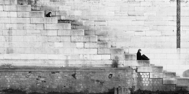 Natalia Fabio：探索旅行与时尚的交汇点，打造你的全球衣橱