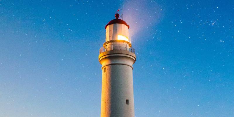 Natalia Fabio的时尚写作课：如何撰写有说服力的产品评论，激发Style Inspiration与分享真实Beauty Tips